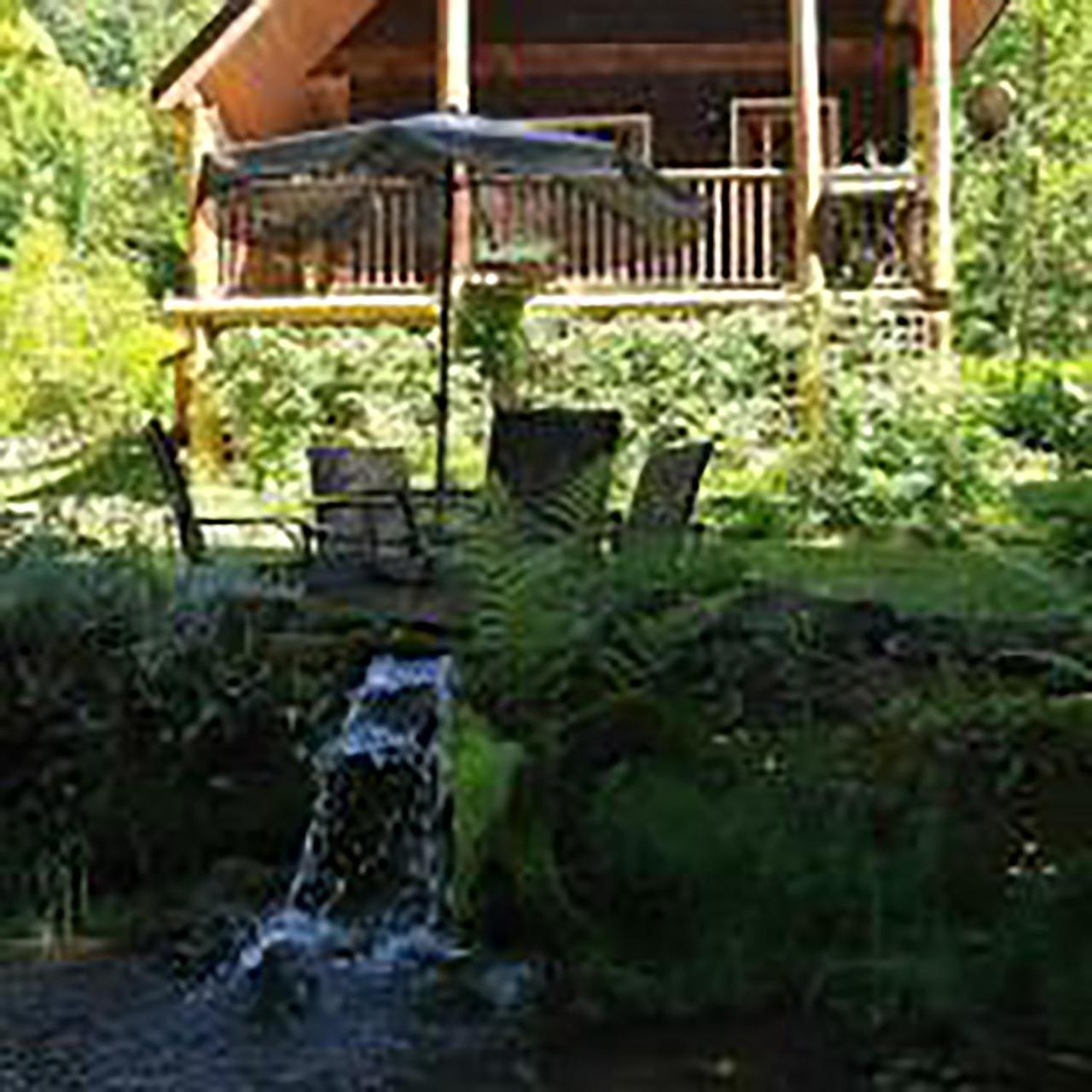 Wedgwood Manor And Glamping Retreat Hotell Crawford Bay Eksteriør bilde