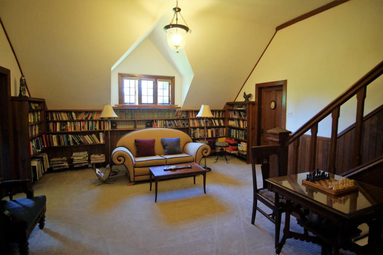 Wedgwood Manor And Glamping Retreat Hotell Crawford Bay Eksteriør bilde